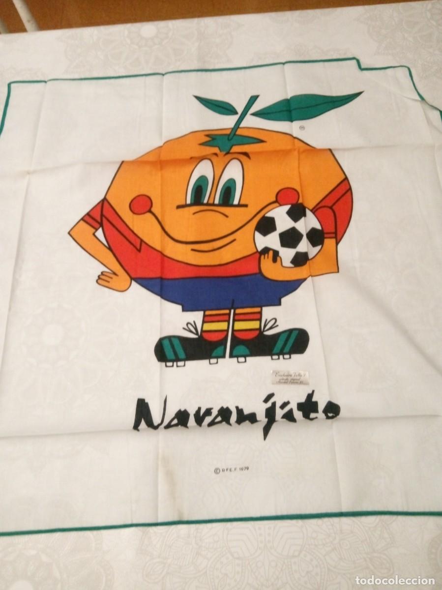 Coleccionismo deportivo: Pa&ntilde;uelo del Mundial de F&uacute;tbol de Espa&ntilde;a 1982.4