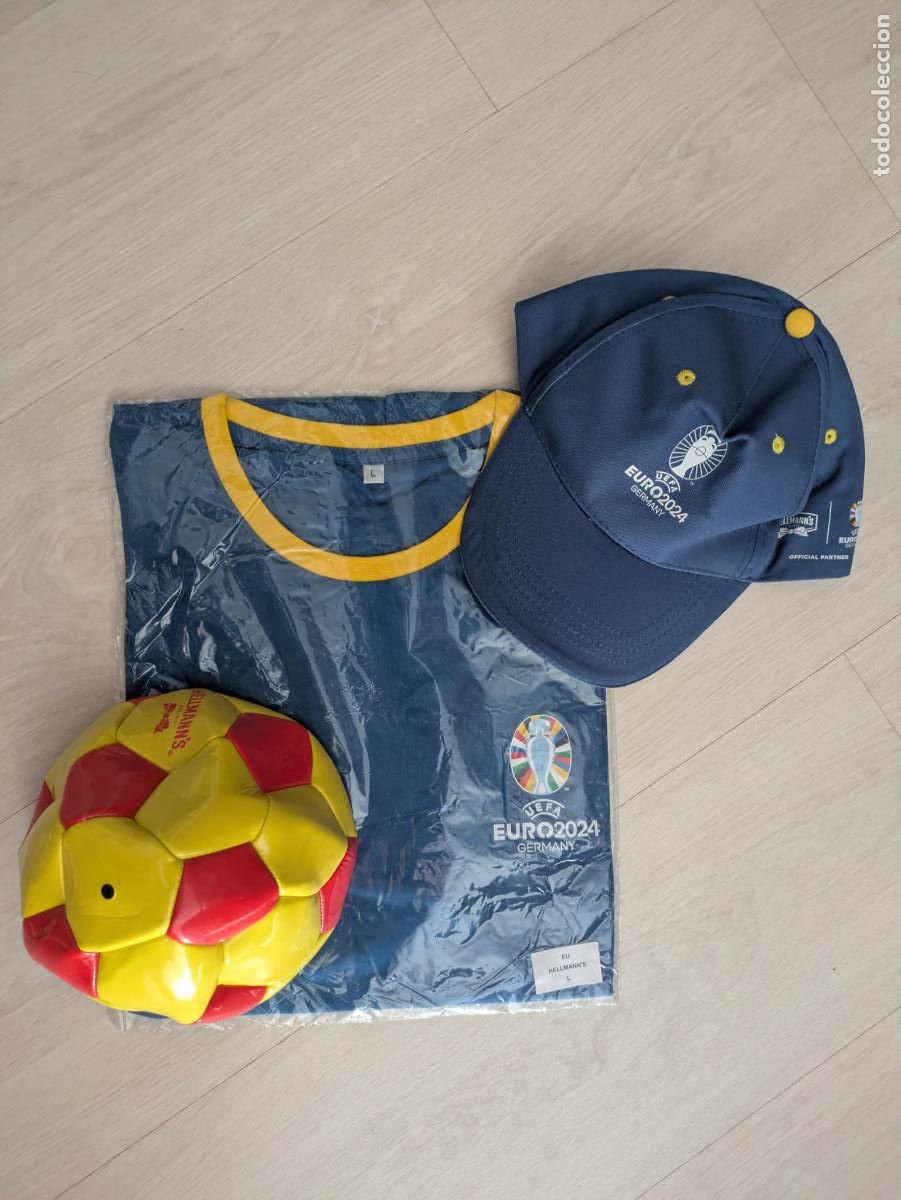 Coleccionismo deportivo: Camiseta, bal&oacute;n y gorra Selecci&oacute;n Espa&ntilde;ola. Eurocopa 2024. Hellmans. Talla L.