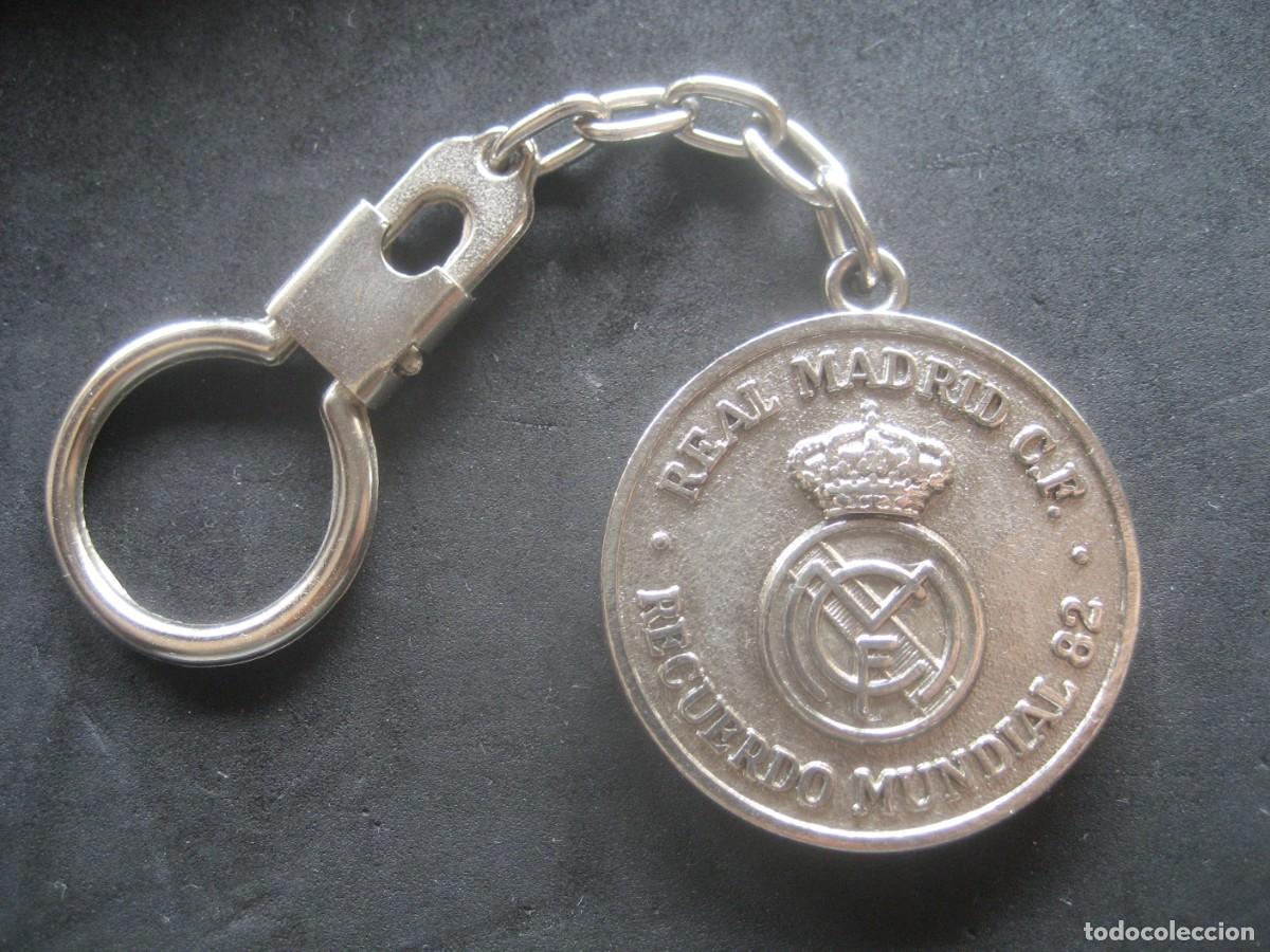 Coleccionismo deportivo: LLAVERO REAL MADRID. ESTADIO SANTIAGO BERNABEU, FINAL MUNDIAL FUTBOL ESPA&Ntilde;A 1982
