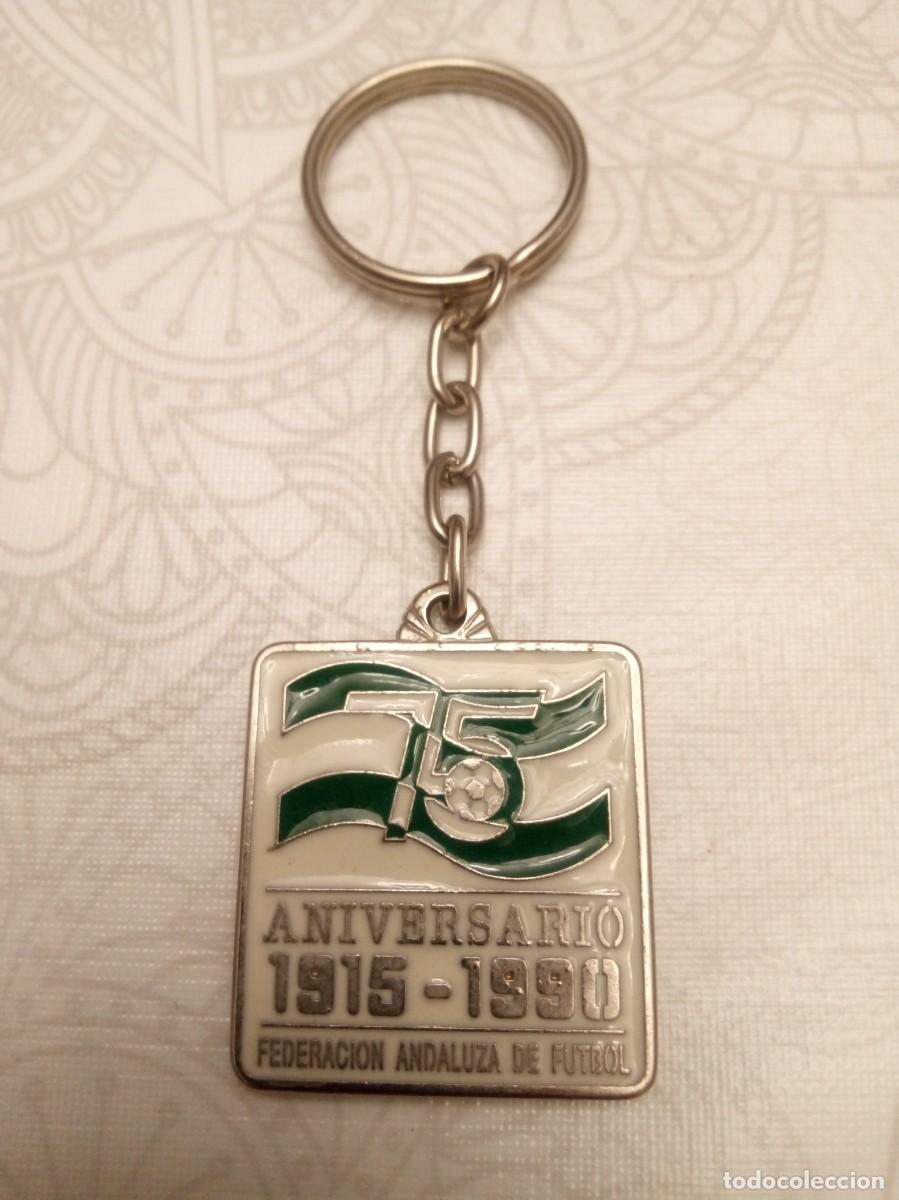 Coleccionismo deportivo: Llavero 75 Aniversario F. Futbol Andaluza