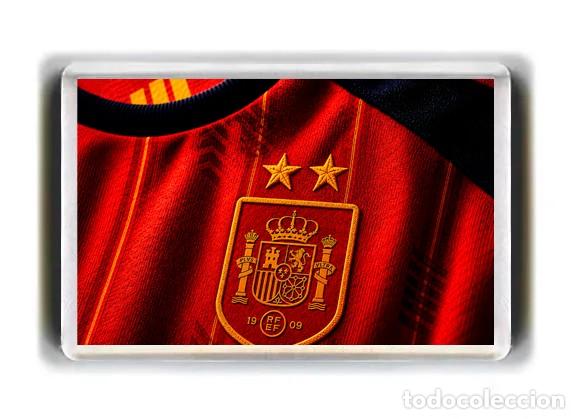 Coleccionismo deportivo: IMAN ACRILICO NEVERA - FUTBOL - MUNDIAL 2026 CAMISETA ESPA&Ntilde;A 2 ESTRELLAS