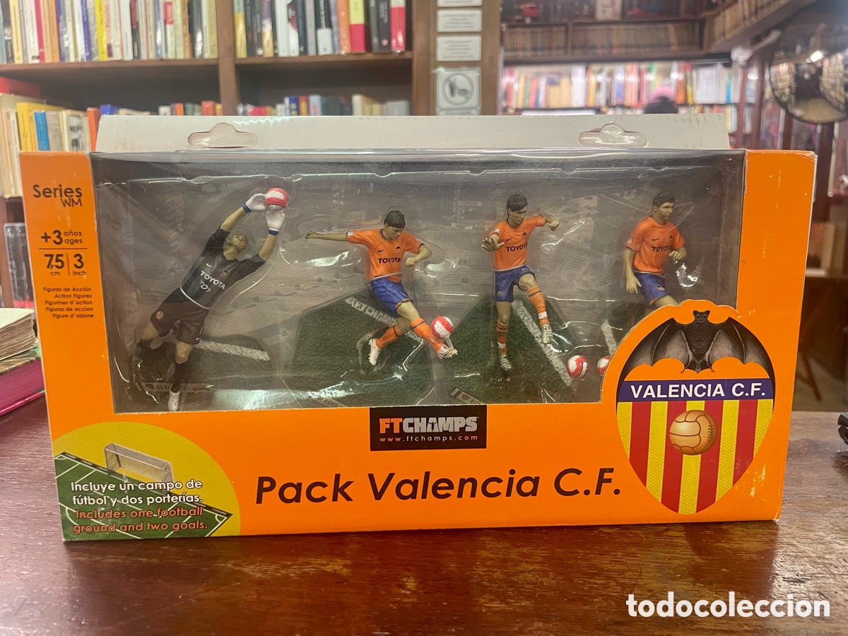 Coleccionismo deportivo: PACK VALENCIA C.F. FT CHAMPS 2006 &ndash; CA&Ntilde;IZARES DAVID VILLA VICENTE &ndash; FIGURAS F&Uacute;TBOL SIN ABRIR