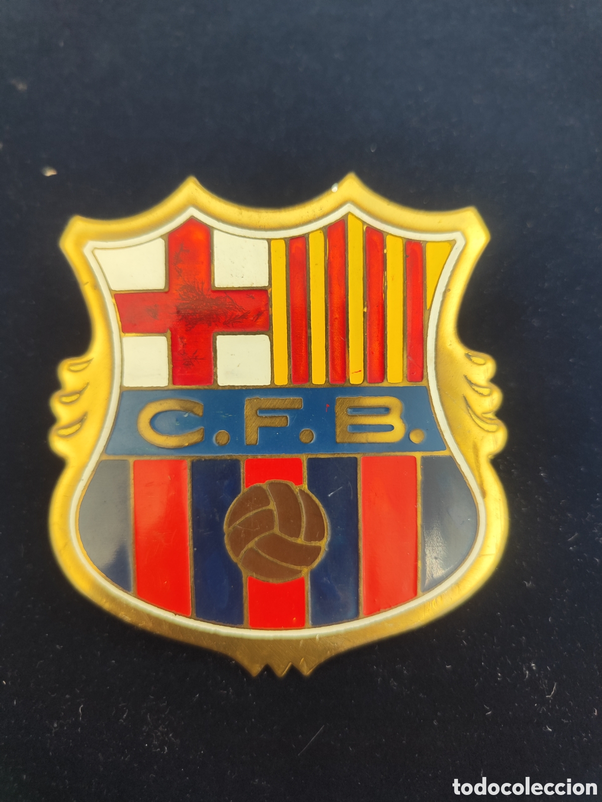 Coleccionismo deportivo: Escudo de chapa antiguo futbol club Barcelona