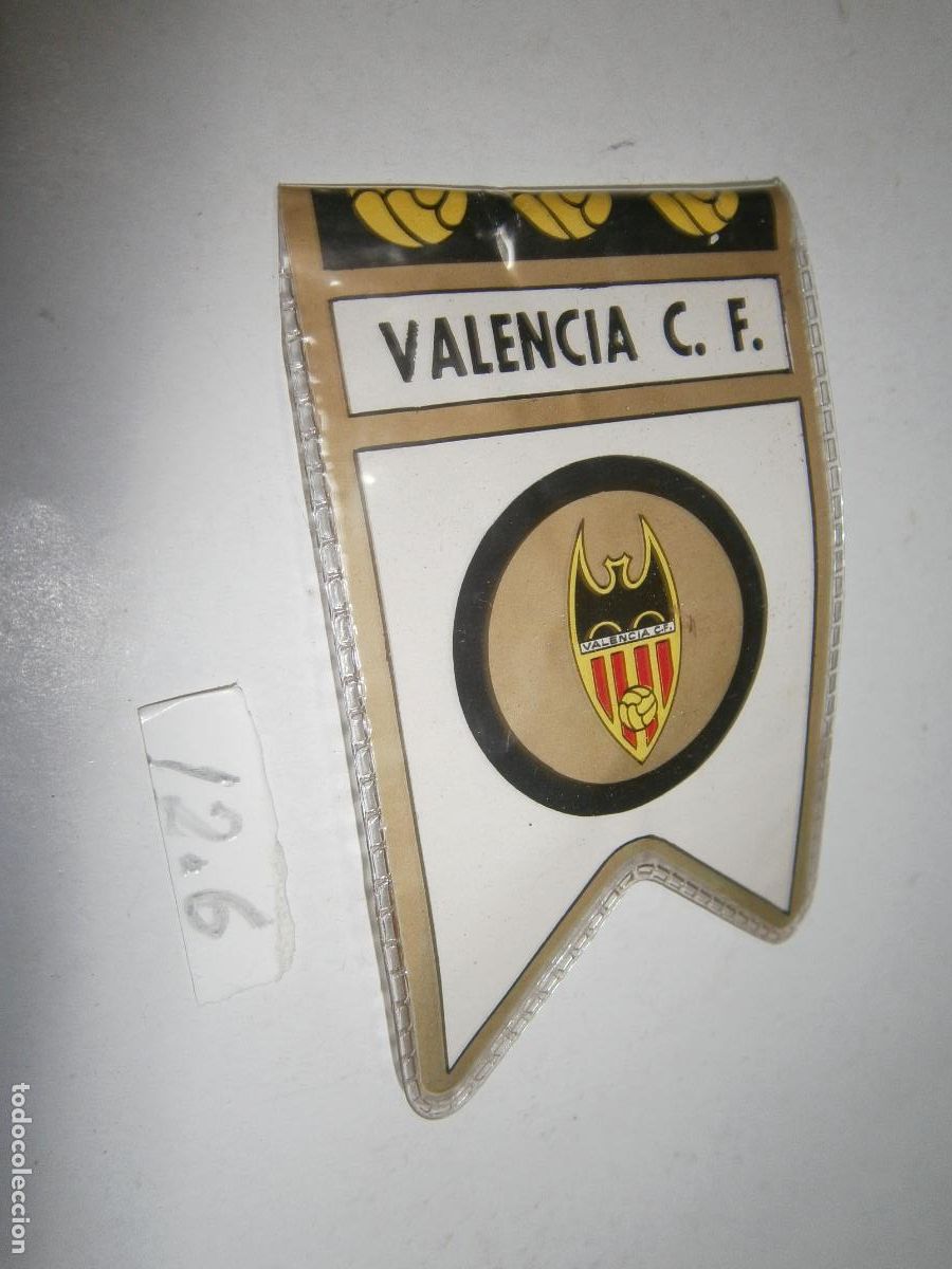 Sammelleidenschaft Sport: ANTIGUO BANDERIN VINTAGE VALENCIA C.F.