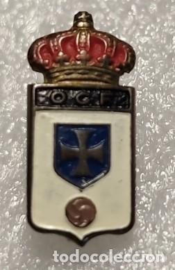 Coleccionismo deportivo: ANTIGUA INSIGNIA AGUJA ALFILER IMPERDIBLE FUTBOL REAL OVIEDO OCF A&Ntilde;OS 40 #14