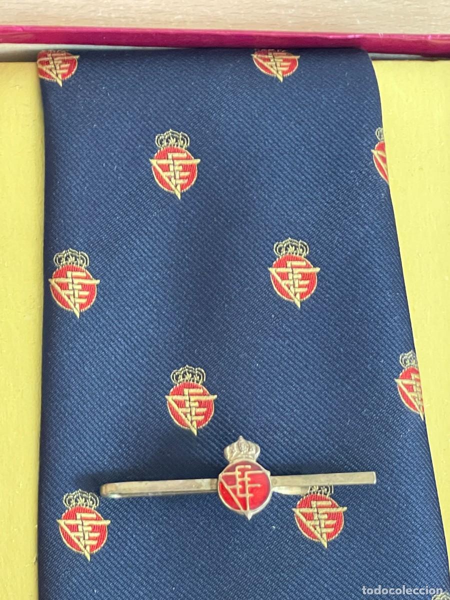 Sammelleidenschaft Sport: Corbata de seda original + Pasador FEF Federaci&oacute;n Espa&ntilde;ola F&uacute;tbol 1982 rfef fifa afe uefa mundial