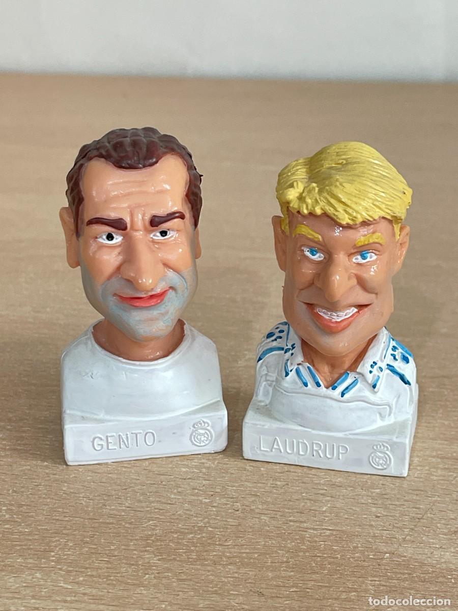 Collezionismo sportivo: REAL MADRID 2 bustos mu&ntilde;ecos jugadores m&iacute;ticos RM Gento y Laudrup pvc Comics Spain caricatura 1995