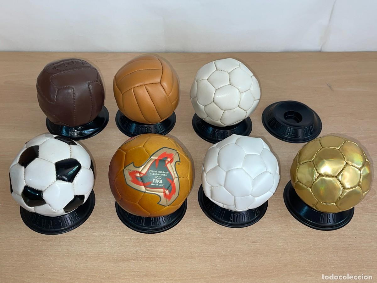 Coleccionismo deportivo: Colecci&oacute;n 7 Mini Balones Hist&oacute;ricos distintas &eacute;pocas Mundiales Copas del Mundo Futbol FIFA Champions