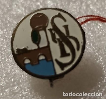Coleccionismo deportivo: ANTIGUA INSIGNIA AGUJA FUTBOL U.D. SALAMANCA #30