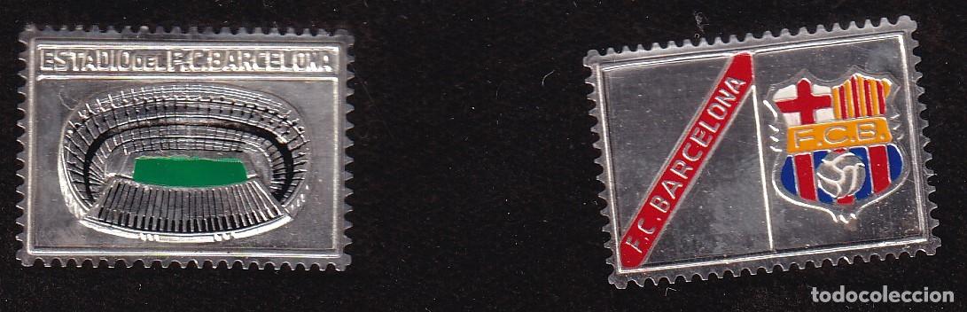 Collectionnisme sportif: ESTUCHE CON 2 SELLOS DEL FUTBOL CLUB BARCELONA CON CERTIFICADO PLATA 999 Y ESMALTADOS.