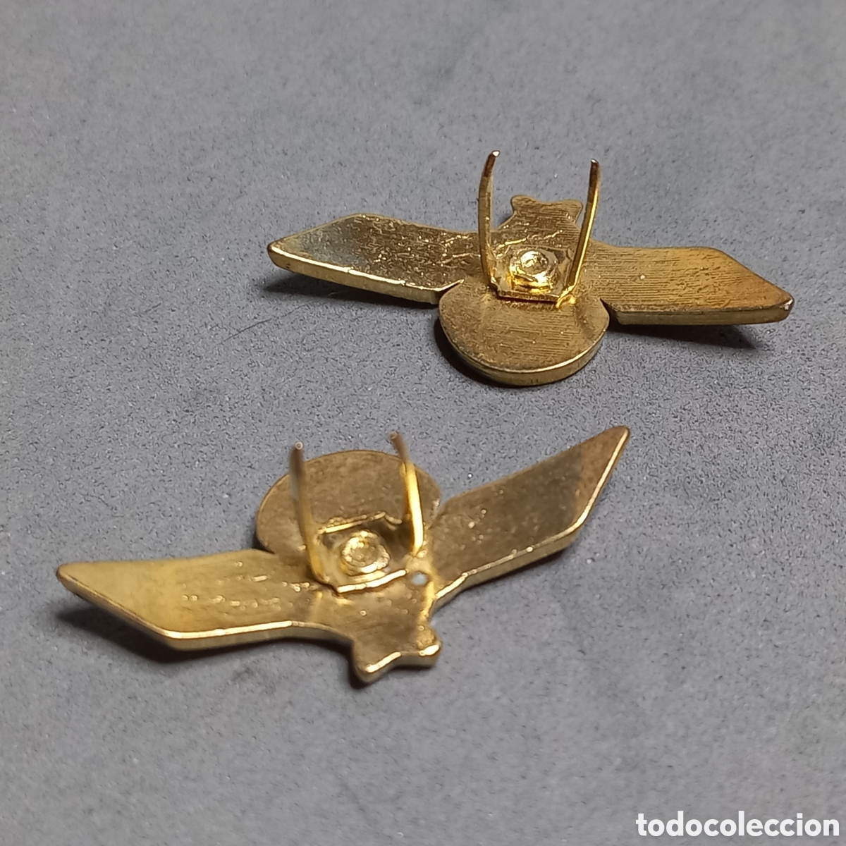 Sports collectibles: Insignias para solapa o emblemas de paracaidismo ej&eacute;rcito del aire, lote de 2. Usados en buen estado