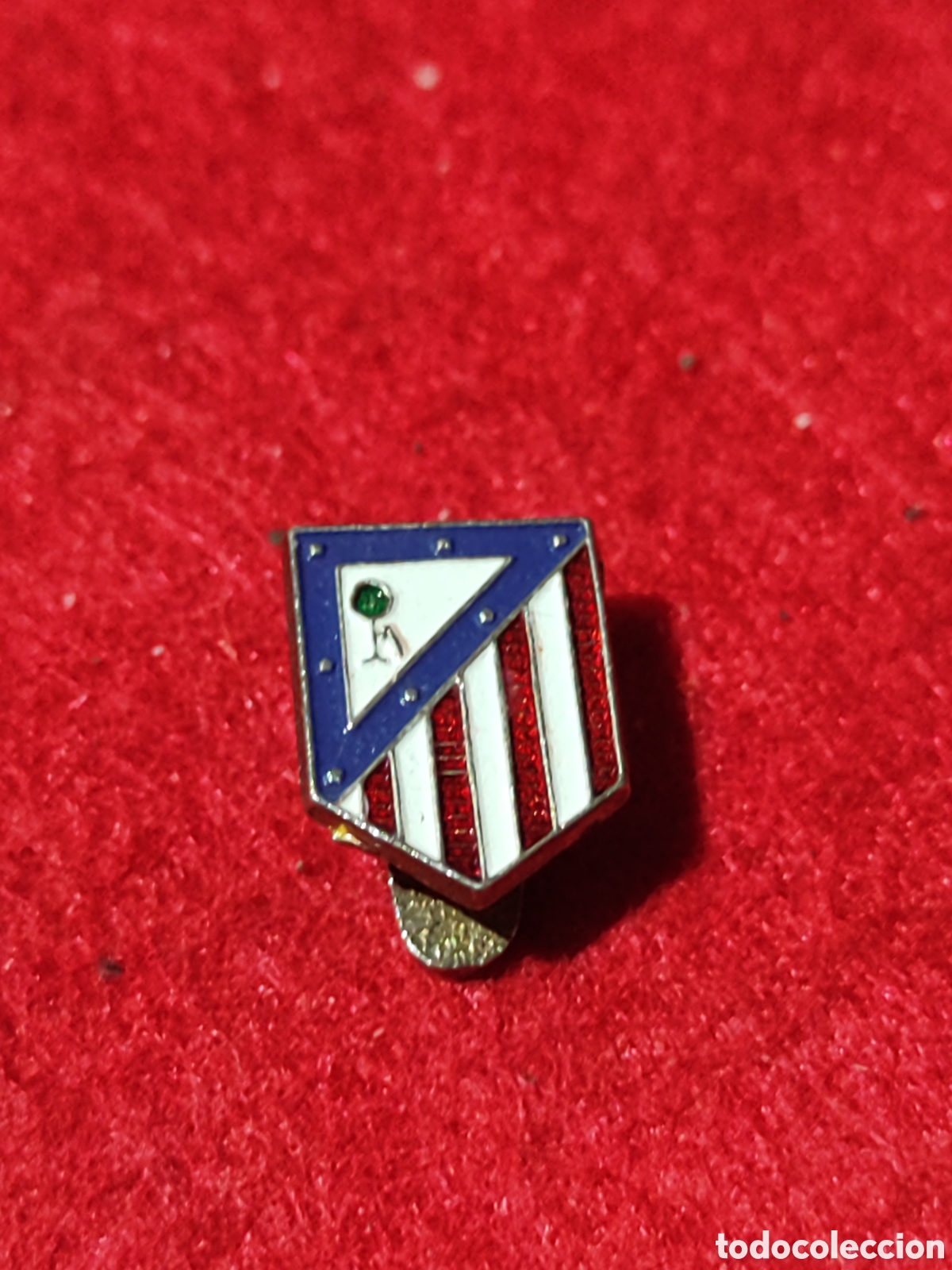 Sports collectibles: Antiguo pin insignia ojal Atl&eacute;tico de Madrid desmaltado