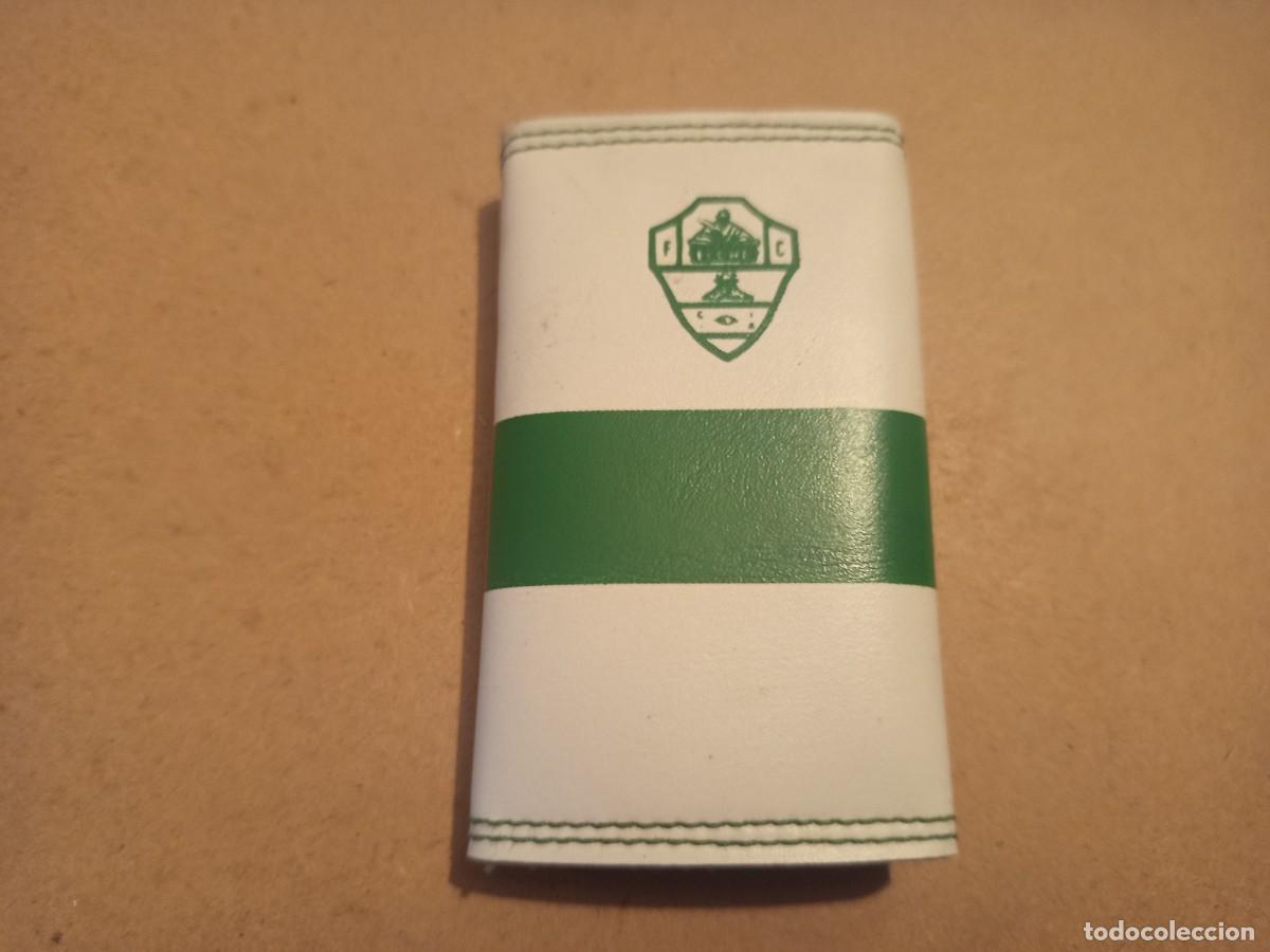 Collectionnisme sportif: Antiguo art&iacute;culo de colecci&oacute;n futbol