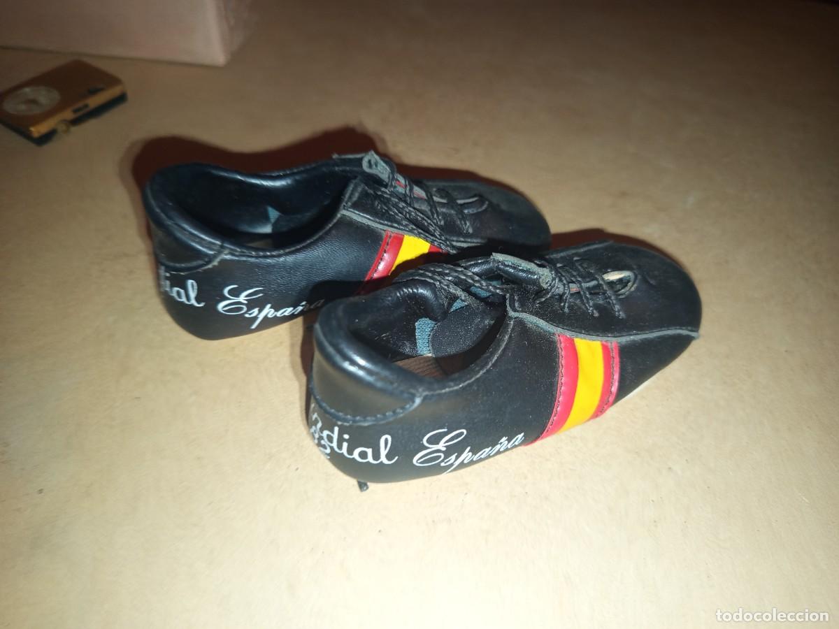 Coleccionismo deportivo: Antiguo art&iacute;culo de colecci&oacute;n futbol