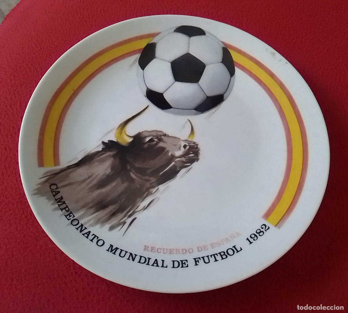 Coleccionismo deportivo: PLATO RECUERDO DE ESPA&Ntilde;A CAMPEONATO DEL MUNDO SPAIN 1982 82 MUNDIAL WORLD CUP F&Uacute;TBOL CALCIO..TORO...
