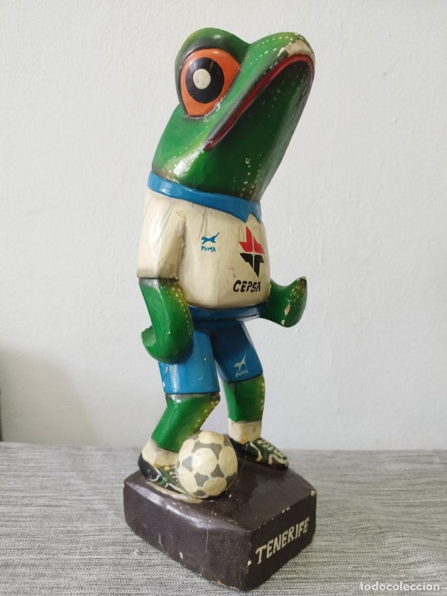 Coleccionismo deportivo: Figura Rana CD Tenerife Puma CEPSA Vintage 1996-97 F&uacute;tbol 30 cm