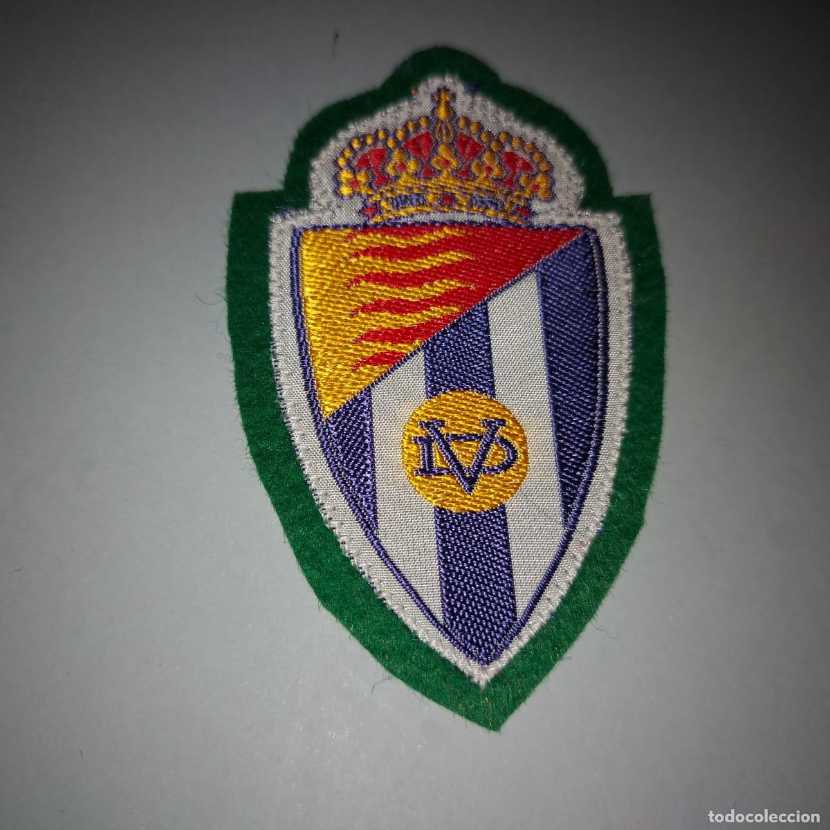 Coleccionismo deportivo: PARCHE BORDADO CON EL ESCUDO CLASICO DEL REAL VALLADOLID CLUB DE FUTBOL
