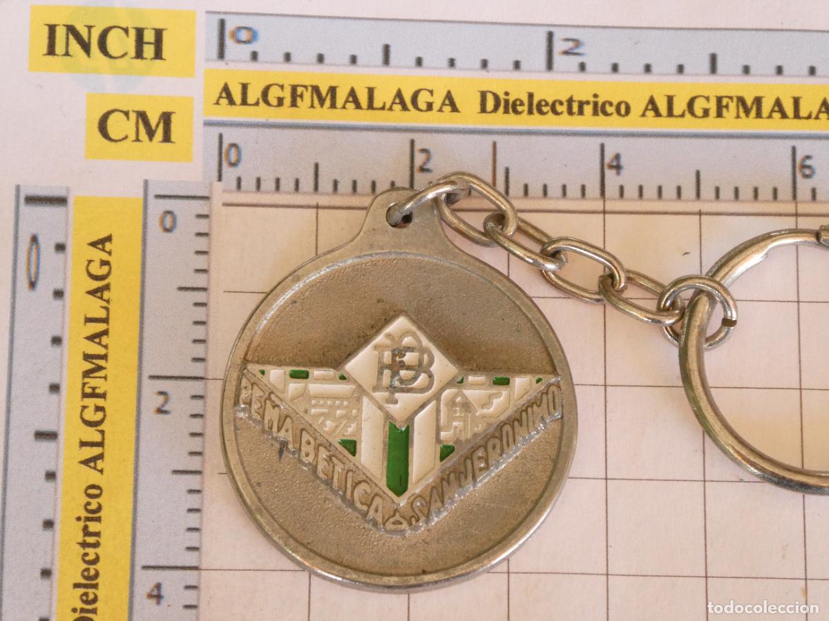 Sammelleidenschaft Sport: LLAVERO DE DEPORTES. F&Uacute;TBOL. REAL BETIS BALOMPI&Eacute; PE&Ntilde;A B&Eacute;TICA SAN JER&Oacute;NIMO 1957 1982