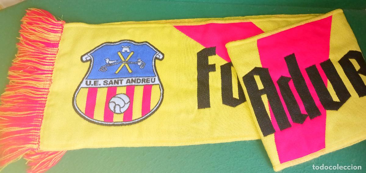 Coleccionismo deportivo: BUFANDA F&Uacute;TBOL - UESA - U.E. SANT ANDREU - FORJATS EN L&acute;ADVERSITAT - NUEVA SIN USAR - PERFECTA
