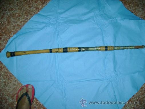 Coleccionismo deportivo: MANGO CA&Ntilde;A DE PESCAR ANTIGUA - Foto 1