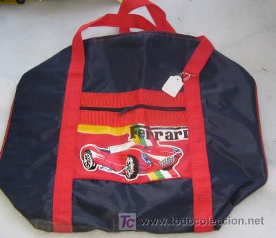 Coleccionismo deportivo: BOLSA DE DEPORTES FERRARI - Foto 1