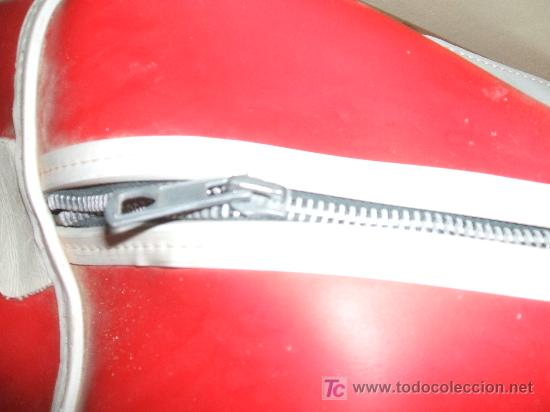 Coleccionismo deportivo: BOLSA DE DEPORTES RETRO. - Foto 2