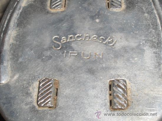 Coleccionismo deportivo: ANTIGUOS PATINES SANCHESKY - IRUN - Foto 2