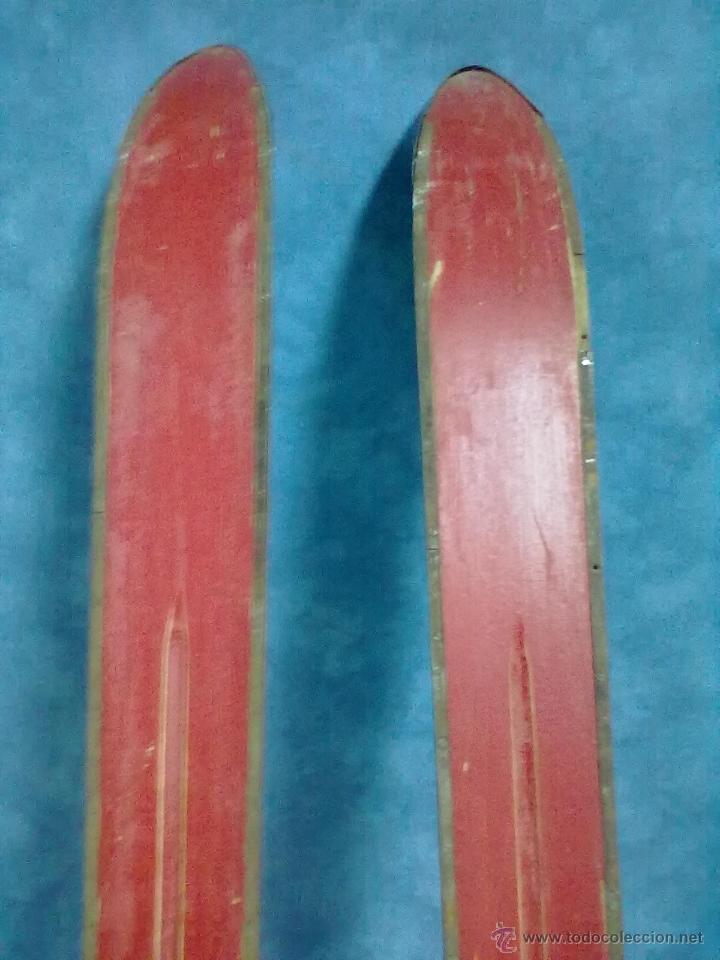 Coleccionismo deportivo: PAREJA DE SKIES DE MADERA - Foto 4