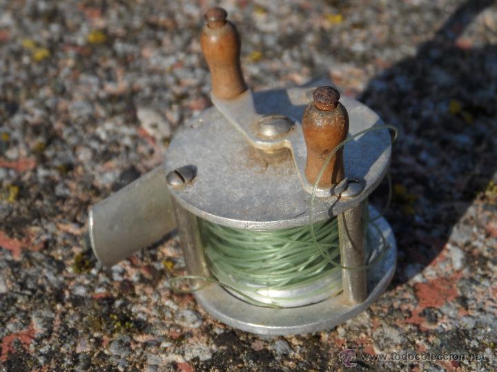 Coleccionismo deportivo: carrete de pesca antiguo - Foto 4