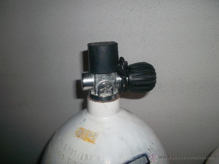 Coleccionismo deportivo: lote de 2 botellas de oxigeno para bucear - Foto 2