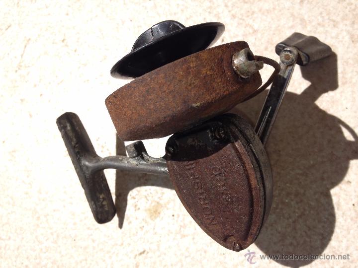 Coleccionismo deportivo: CARRETE DE PESCA NORISPIN 2100. FUNCIONANDO. - Foto 4