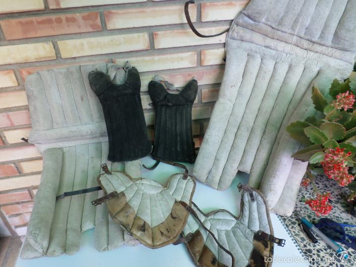 Coleccionismo deportivo: HOCKEY ROPA ANTIGUA - Foto 1