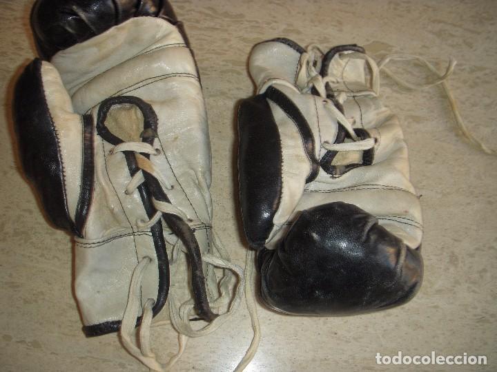 Coleccionismo deportivo: guantes antiguos de boxeo - Foto 3