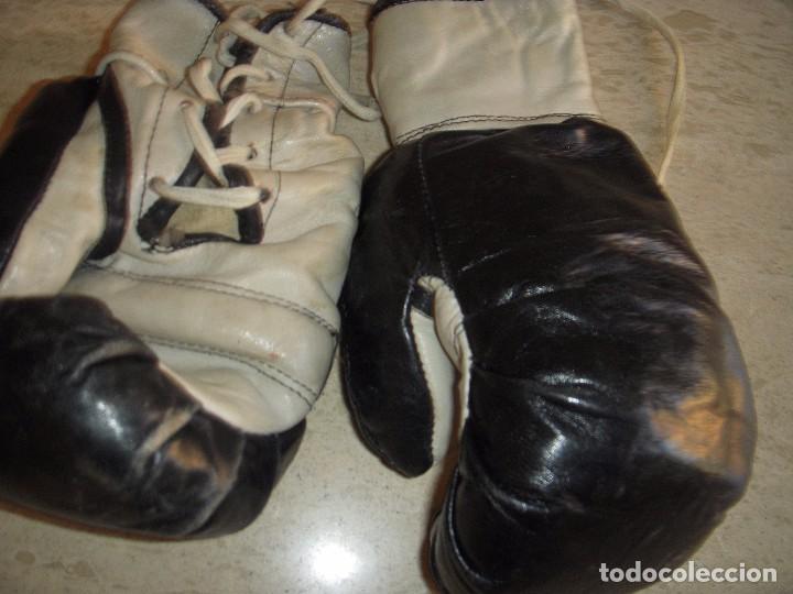 Coleccionismo deportivo: guantes antiguos de boxeo - Foto 6
