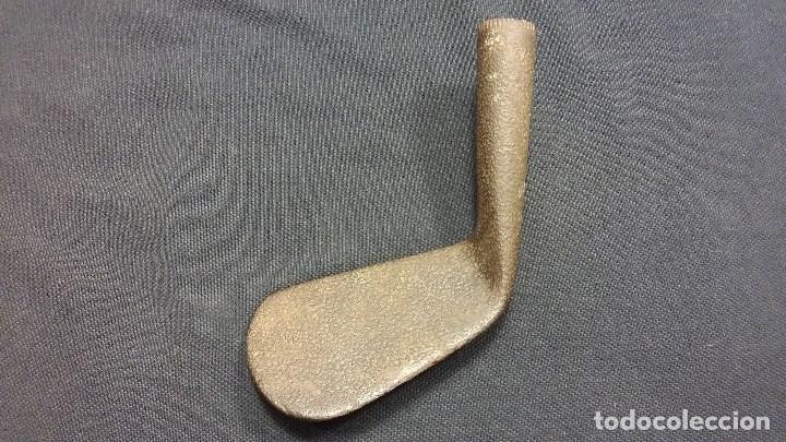 Sammelleidenschaft Sport: PALO DE GOLF DE HIERRO. ANTIGUO. VINTAGE. RECTA.