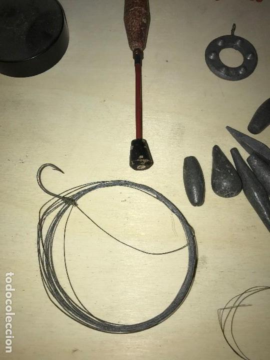 Coleccionismo deportivo: GRAN LOTE DE PESCA - PLOMOS BOYAS CABLES HILO - Foto 4