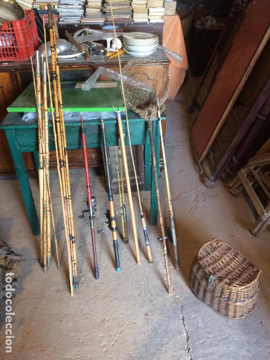 antiguo gran lote de material de pesca cañas de - Compra venta en