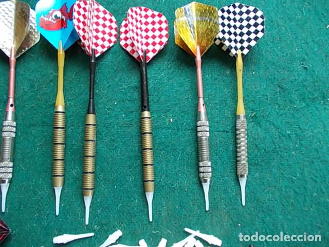 Coleccionismo deportivo: Lote dardos y material - Foto 5