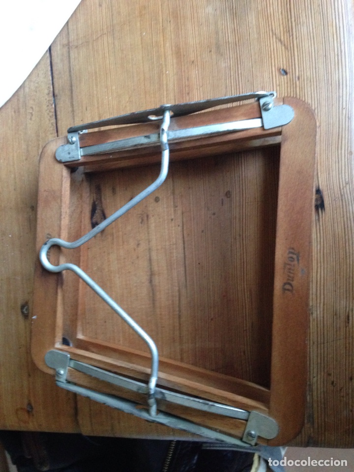 Coleccionismo deportivo: Tensor de madera dunlop - Foto 2