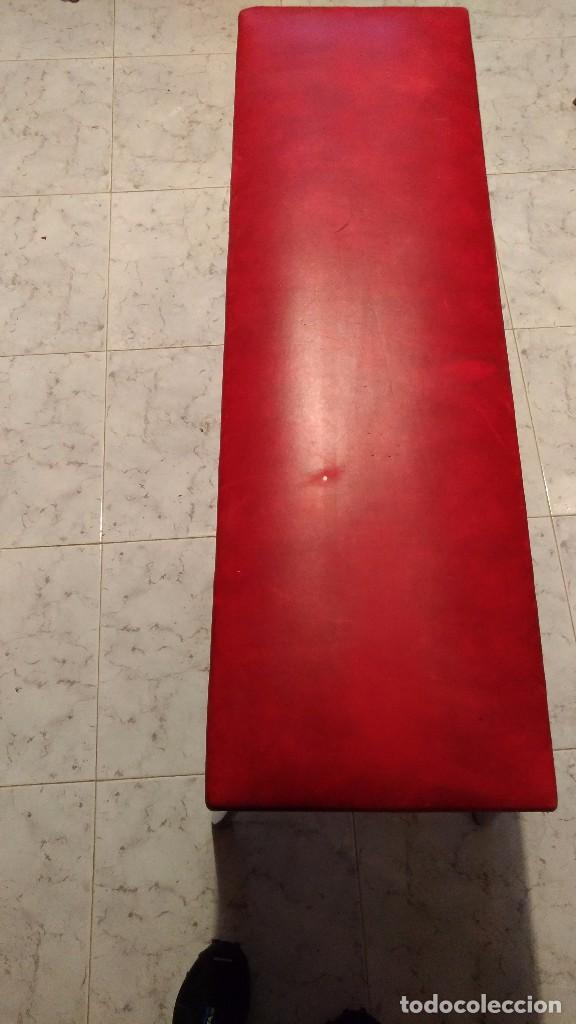 Coleccionismo deportivo: BANCO DE GIMNASIO VINTAGE. - Foto 6
