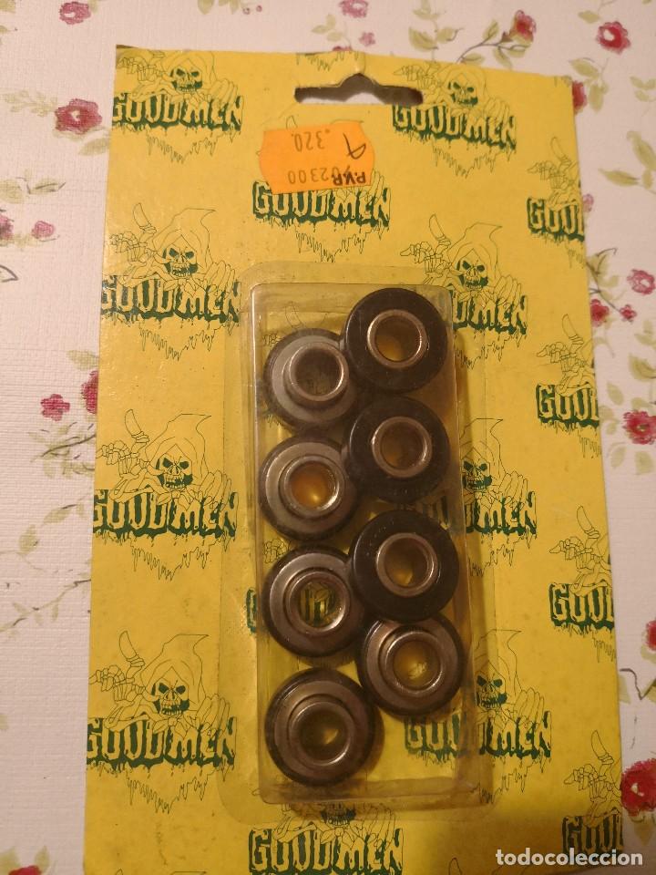 Collectionnisme sportif: Blister de 8 Rodillos para patines GOODMEN