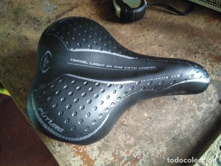Coleccionismo deportivo: Sillin de bicicleta nuevo made in italy