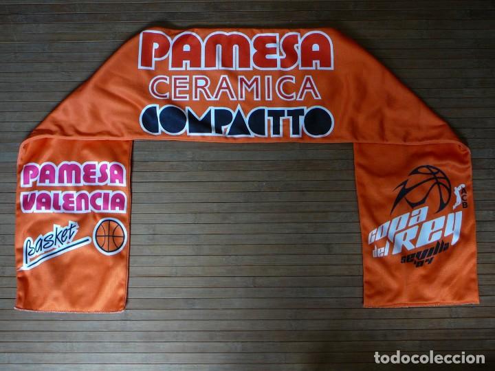 Coleccionismo deportivo: Bufanda Pamesa Valencia. Copa del Rey 2004 - Foto 1