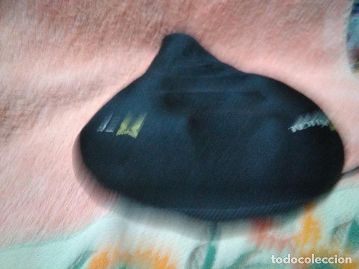 Coleccionismo deportivo: funda acolchada para sillin de bicicleta - Foto 2