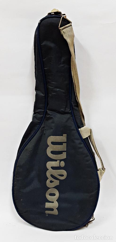 Coleccionismo deportivo: FUNDA Grande WILSON azul. - Foto 1