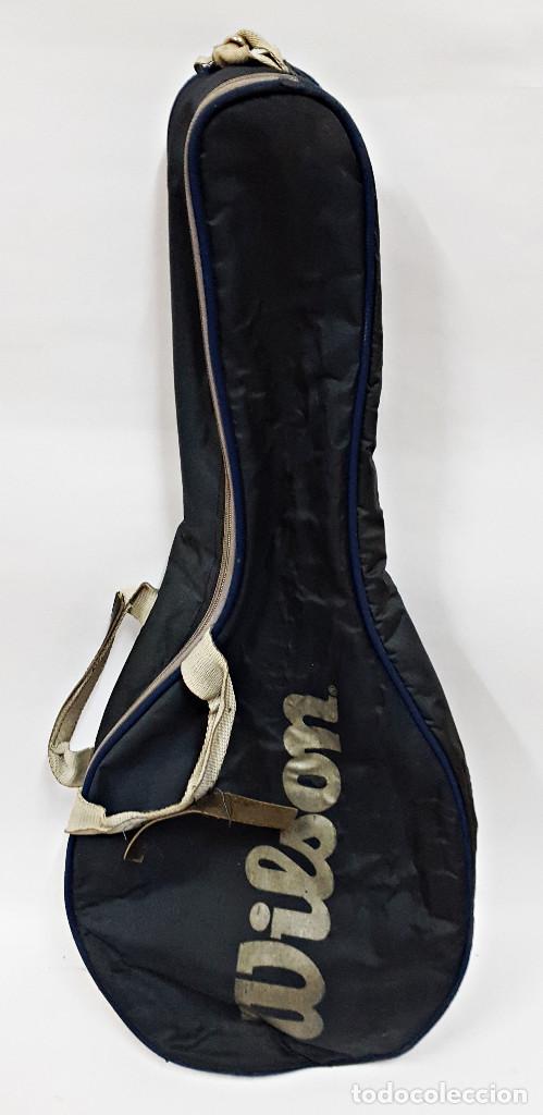 Coleccionismo deportivo: FUNDA Grande WILSON azul. - Foto 2