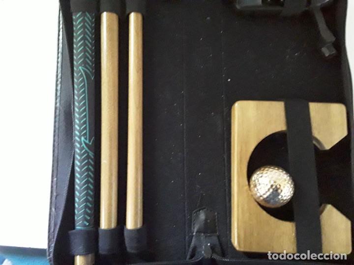 Collectionnisme sportif: Juego de golf en estuche, con palo de golf desmontable y bola dorada