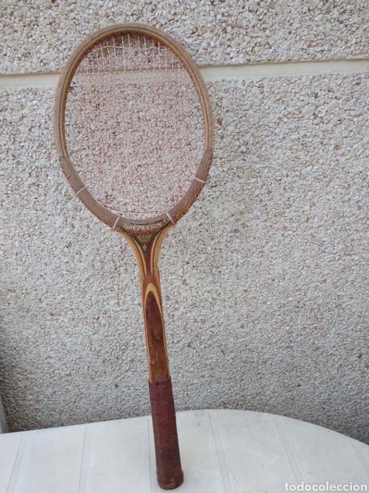 Coleccionismo deportivo: Raqueta de madera sovereign - Foto 1