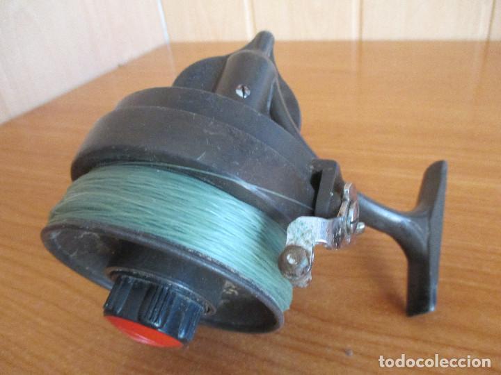 Coleccionismo deportivo: CARRETE DE PESCA SUPER SAGARRA - Foto 1