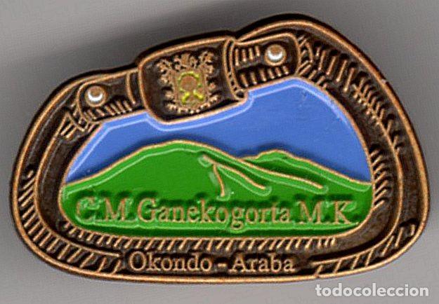 Coleccionismo deportivo: PIN MONTA&Ntilde;ISMO CLUB MONTA&Ntilde;A GANEKOGORTA MEDI KLUB (OKONDO-ALAVA)